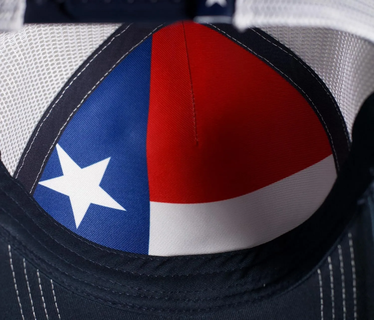 Smith & Wesson? Officially Licensed Men's Trucker Hat, Adjustable Snapback, 6-Panel Mesh Baseball Cap, One Size Fits Most